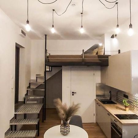 Bezagenta Mozart2 Loft Studio Easy Access To City Warsaw Exterior photo