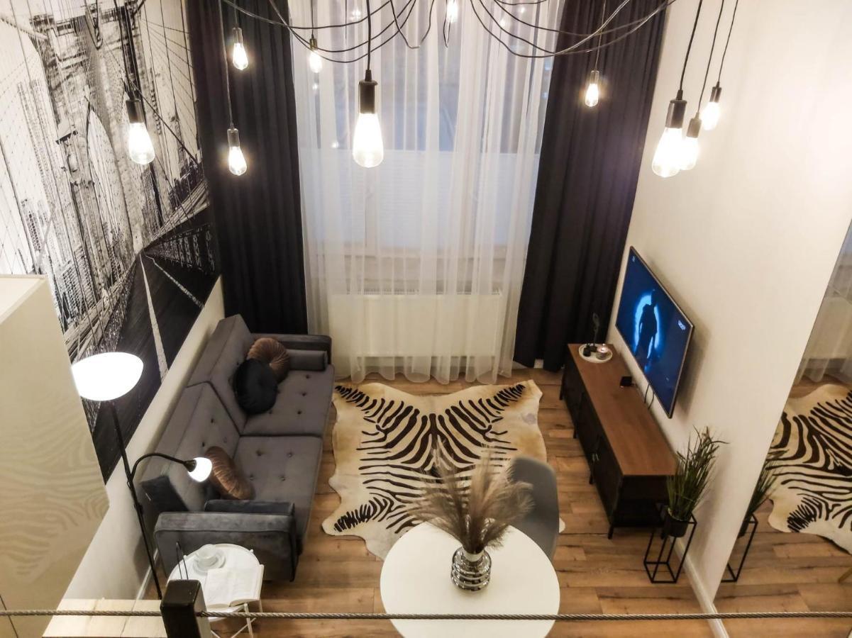 Bezagenta Mozart2 Loft Studio Easy Access To City Warsaw Exterior photo