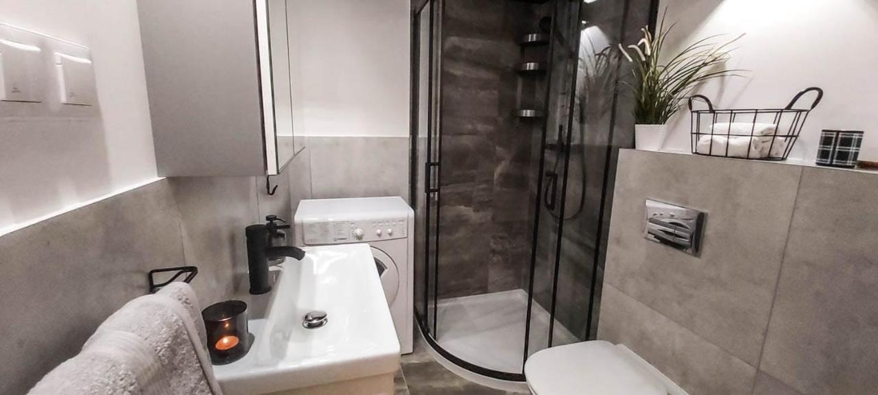 Bezagenta Mozart2 Loft Studio Easy Access To City Warsaw Exterior photo